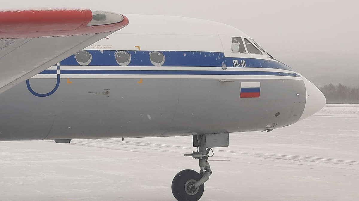 Як-40 снаружи