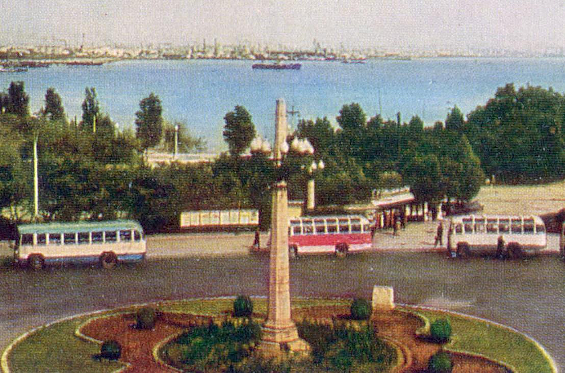 Памятный камень на Азнефти