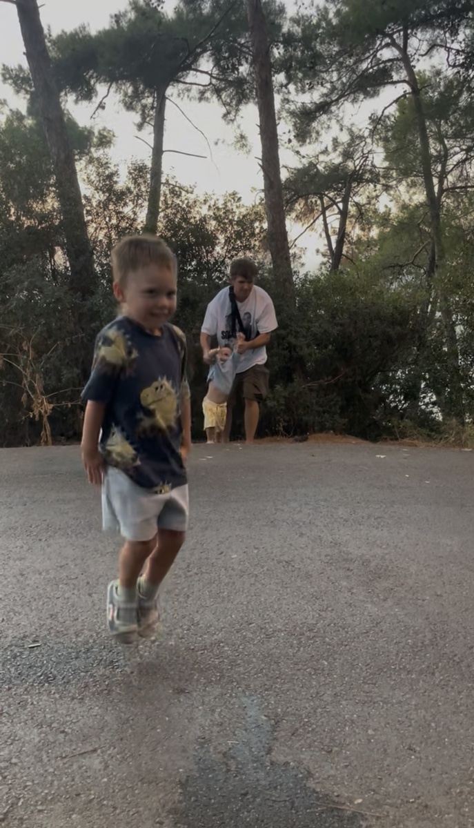 Вызволение Уильяма из кустов