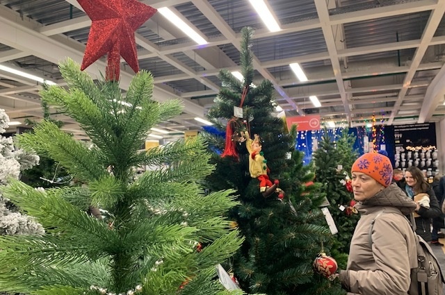    Хорошая искусственная елка может прослужить до 15 лет. Фото: АиФ/ Ирина Малина