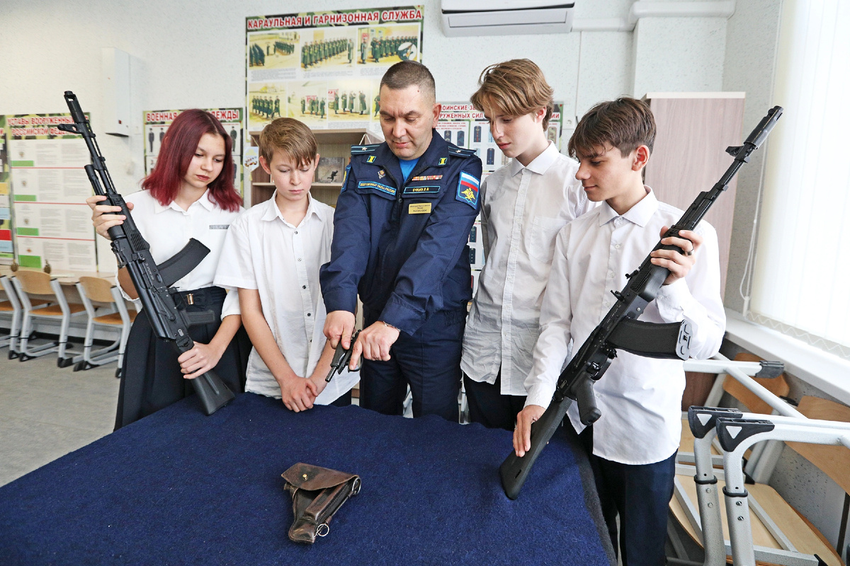 Сборка-разборка пистолета Макарова...