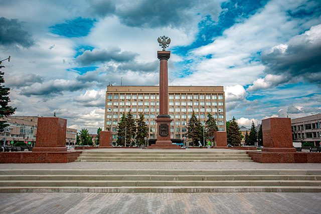 Врио губернатора поздравил жителей Тверской области с Днём Конституции РФ