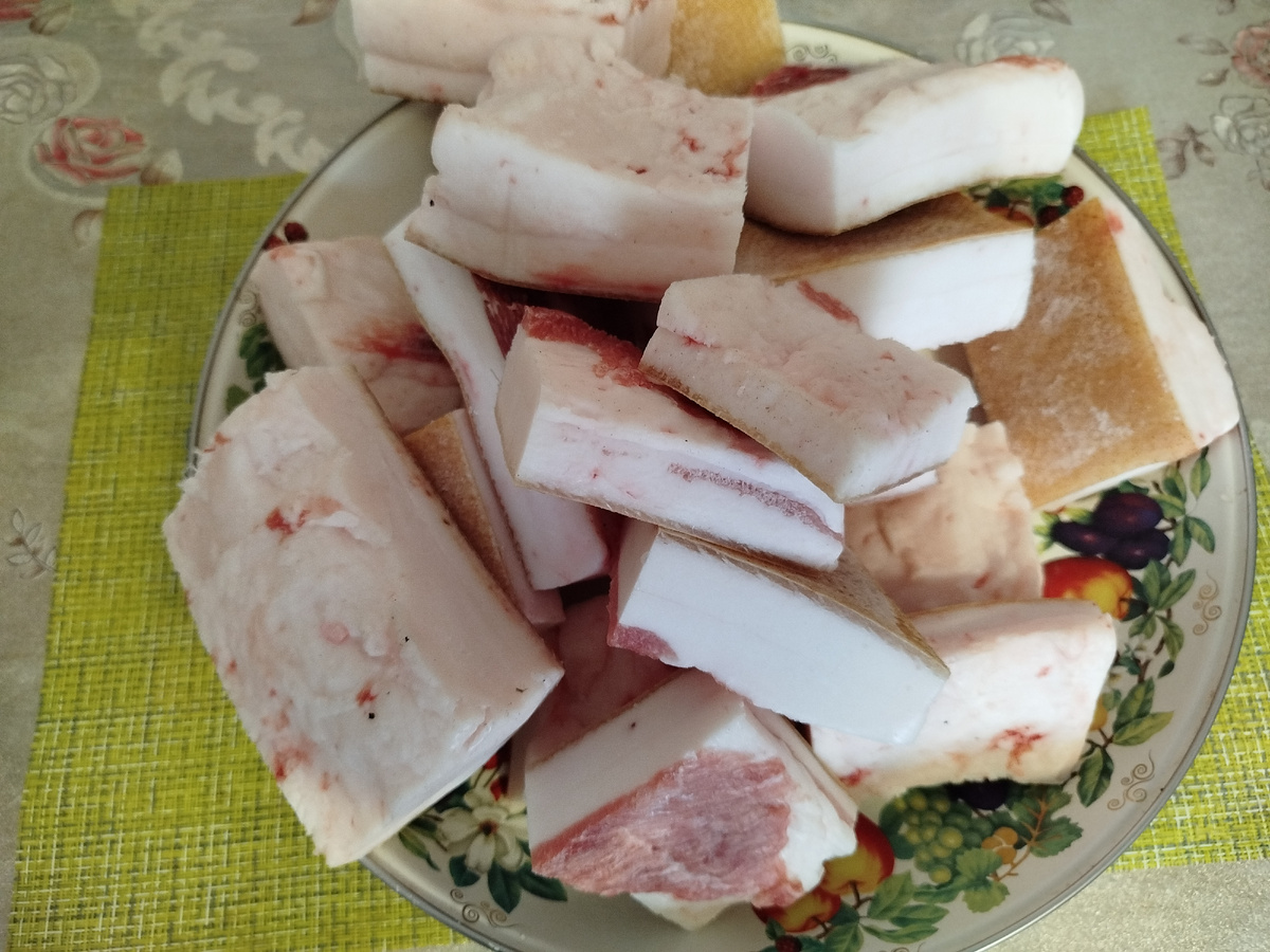 Свежее сало