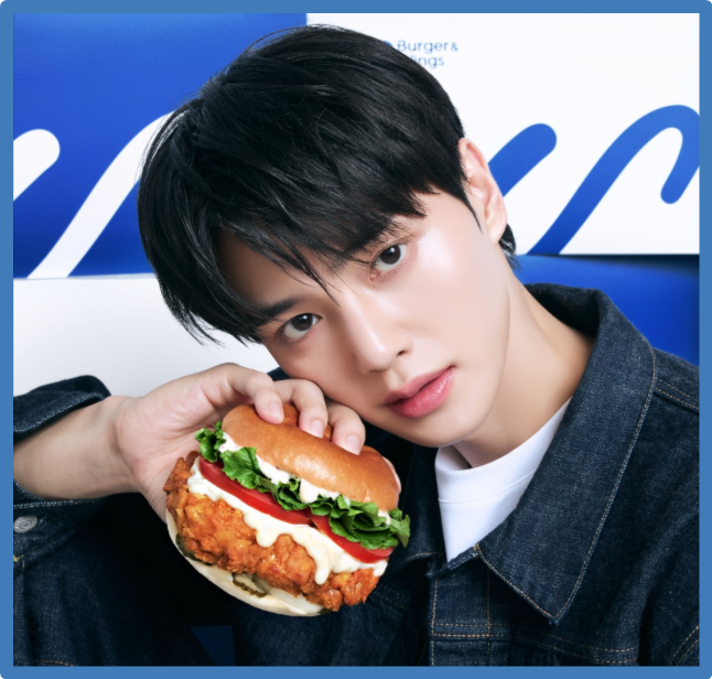 Актер Сон Кан.