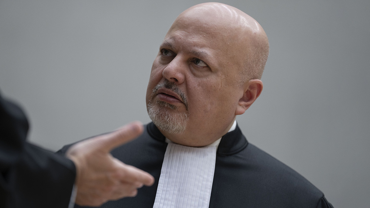   Peter Dejong / AP- Карим Хан