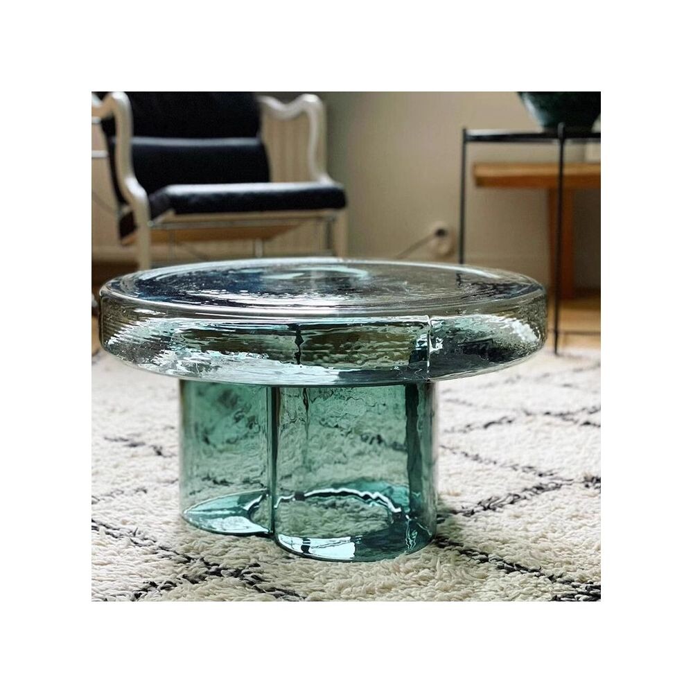 Дизайнерский журнальный стол SODA
