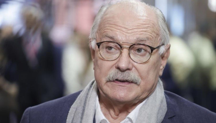 Никита Михалков поделился своим мнением касательно возобновления карьеры Михаилом Ефремовым в театральной сфере