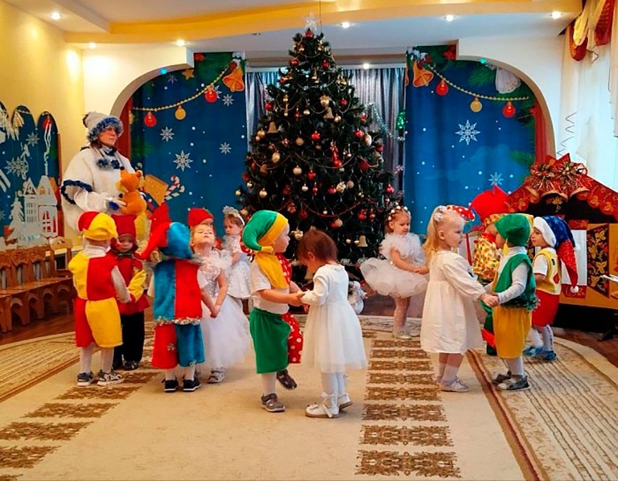     Как законно уйти с работы на утренник к ребенку?