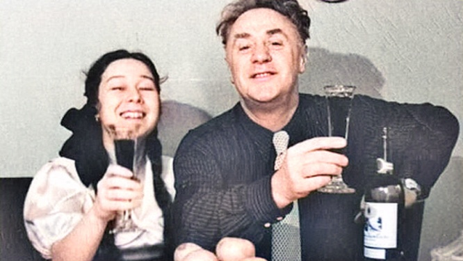 Какой портвейн пили богатые люди в СССР, кроме Массандра: вот эти 5 марок лучшего портвейна