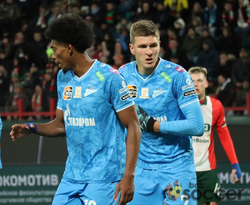    Первые контракты в «Зените»Алексей Андрианов