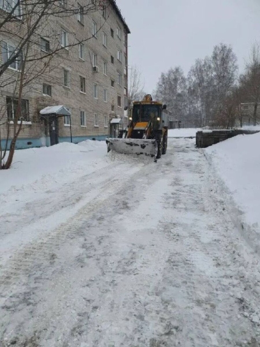    Борьба со снегом и наледью в Барнауле. Источник: barnaul.org