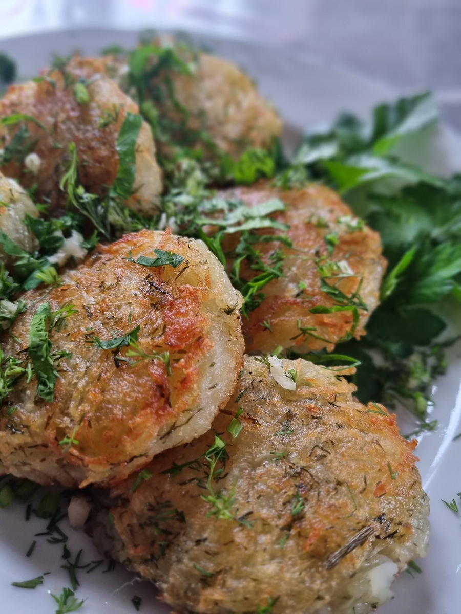 Фото: Зеленая леди, сад, семья и томатный сок 