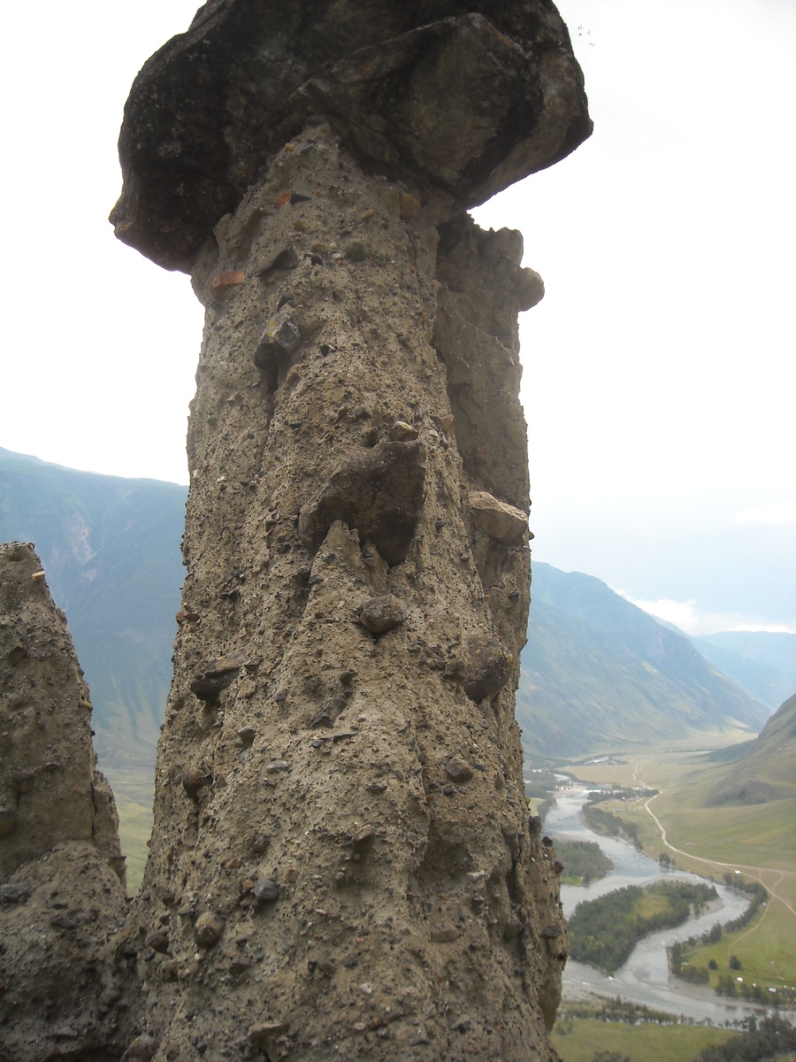 Каменные грибы (Аккурум).jpg / Автор: Дорофеева Жанна / Лицензия: CC BY-SA 4.0
Изображение используется без изменений.