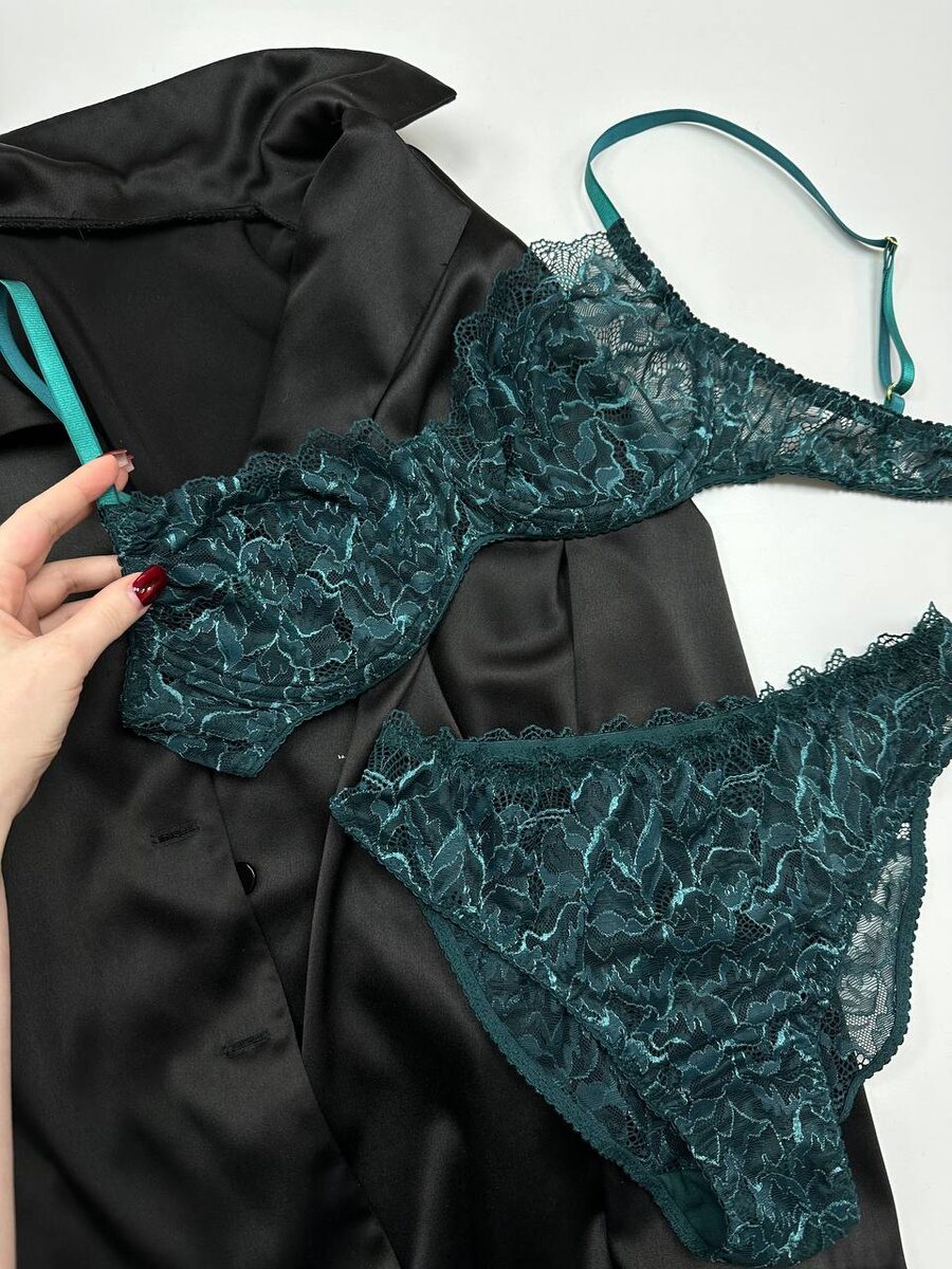 Работы ученик курса по белью Школы шитья Сошью