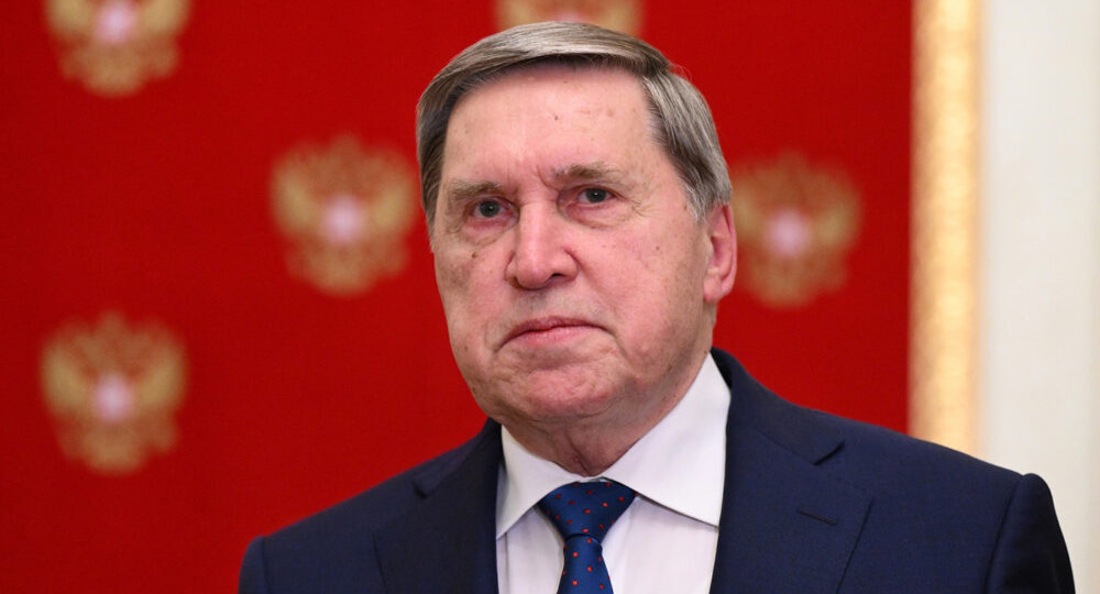 Помощник Путина ответил на идею Зеленского о референдуме по Донбассу