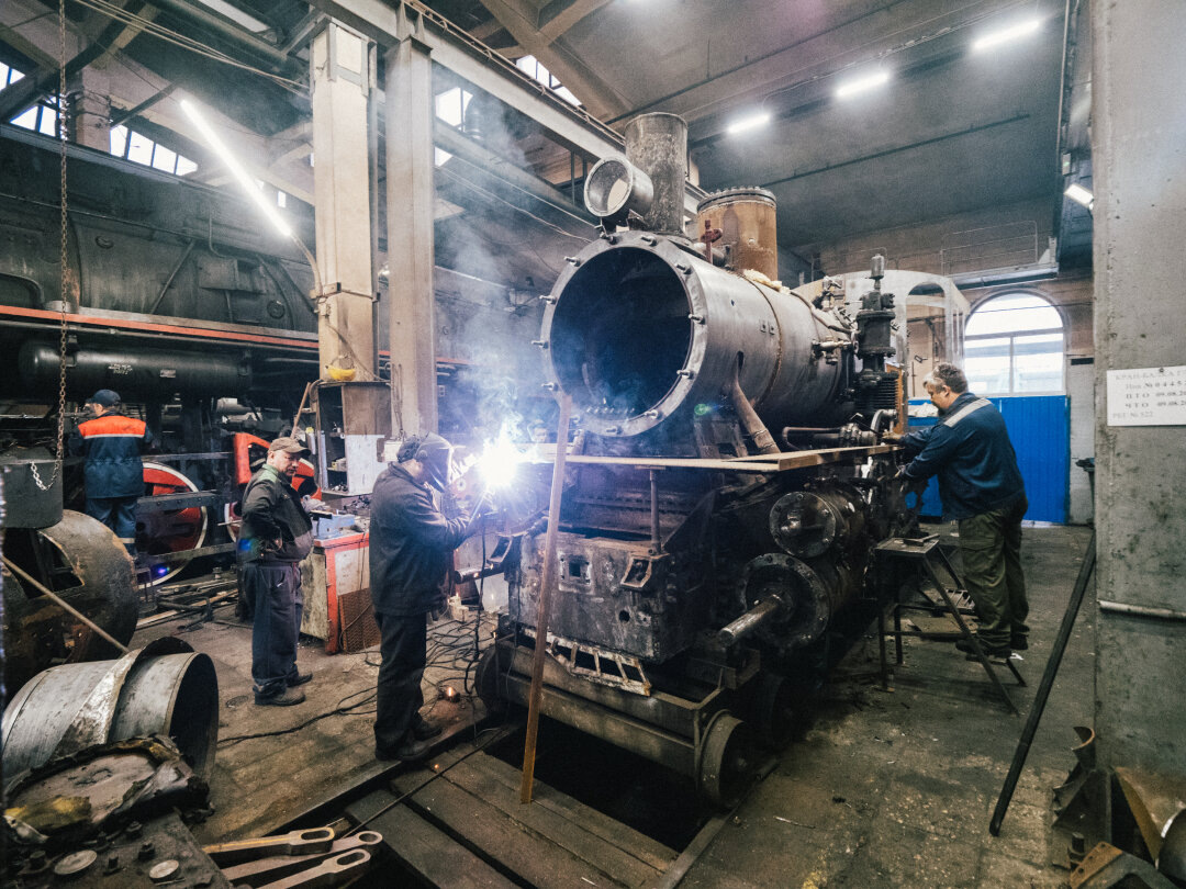    Ремонт узкоколейного паровоза для Челябинской детской железной дороги / фото: Николай Щеголев (автор канала Shegolev (ph)) Фото: Фото: Николай Щеголев (автор канала Shegolev (ph)