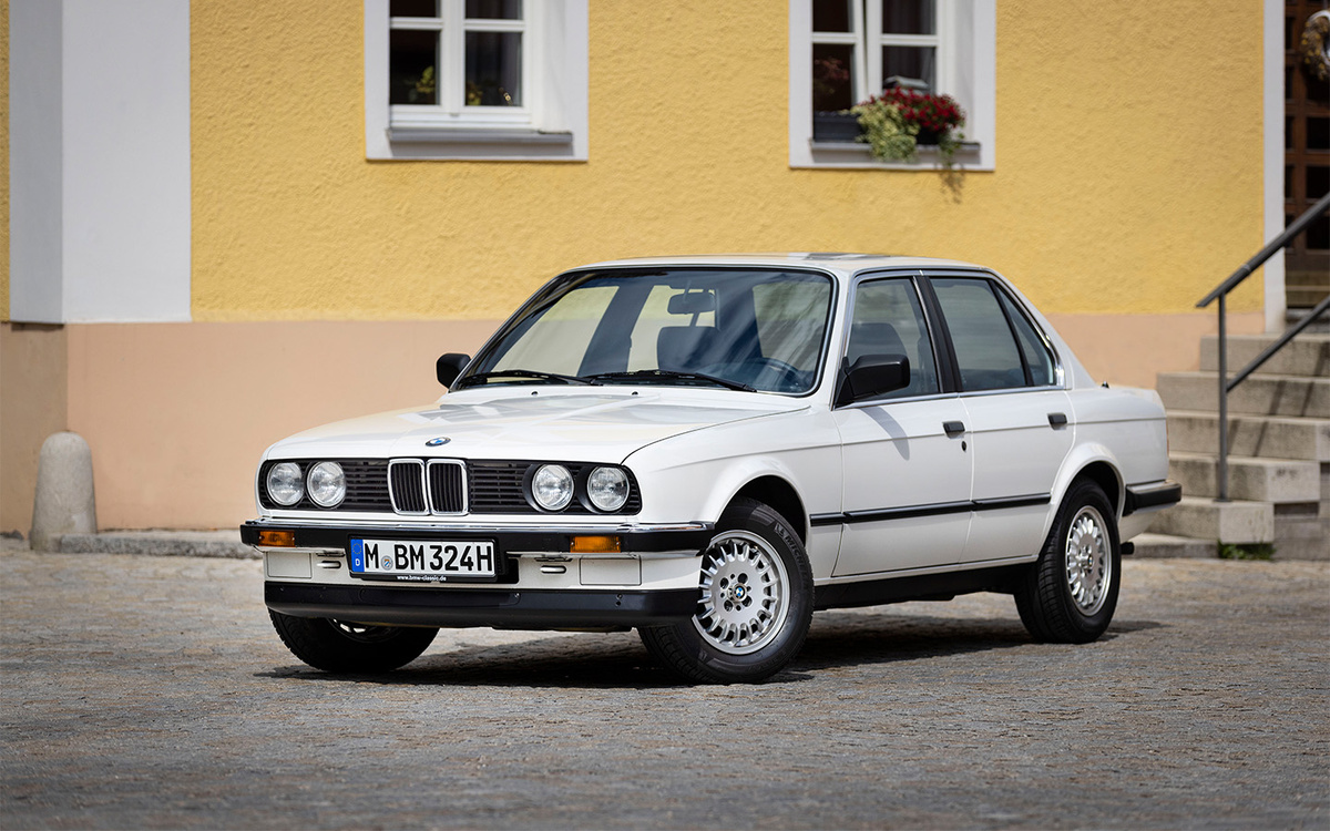 BMW📷BMW 324d Sedan (E30)