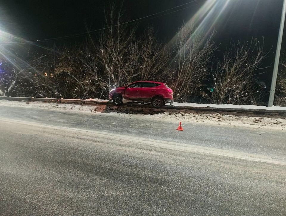    Ночное ДТП в Горно-Алтайске. Источник: МВД по Республике Алтай