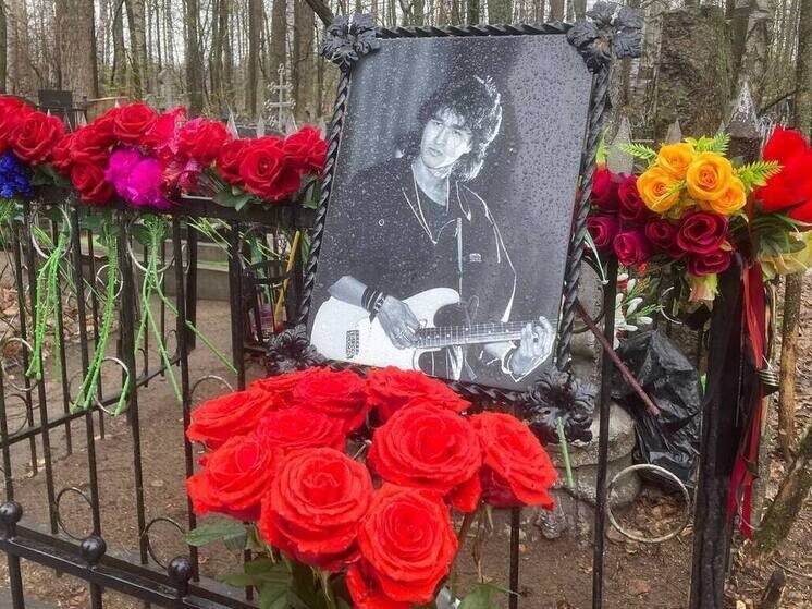     Интерес к творчеству и личности Цоя только растет. Фото: архив МК в Питере