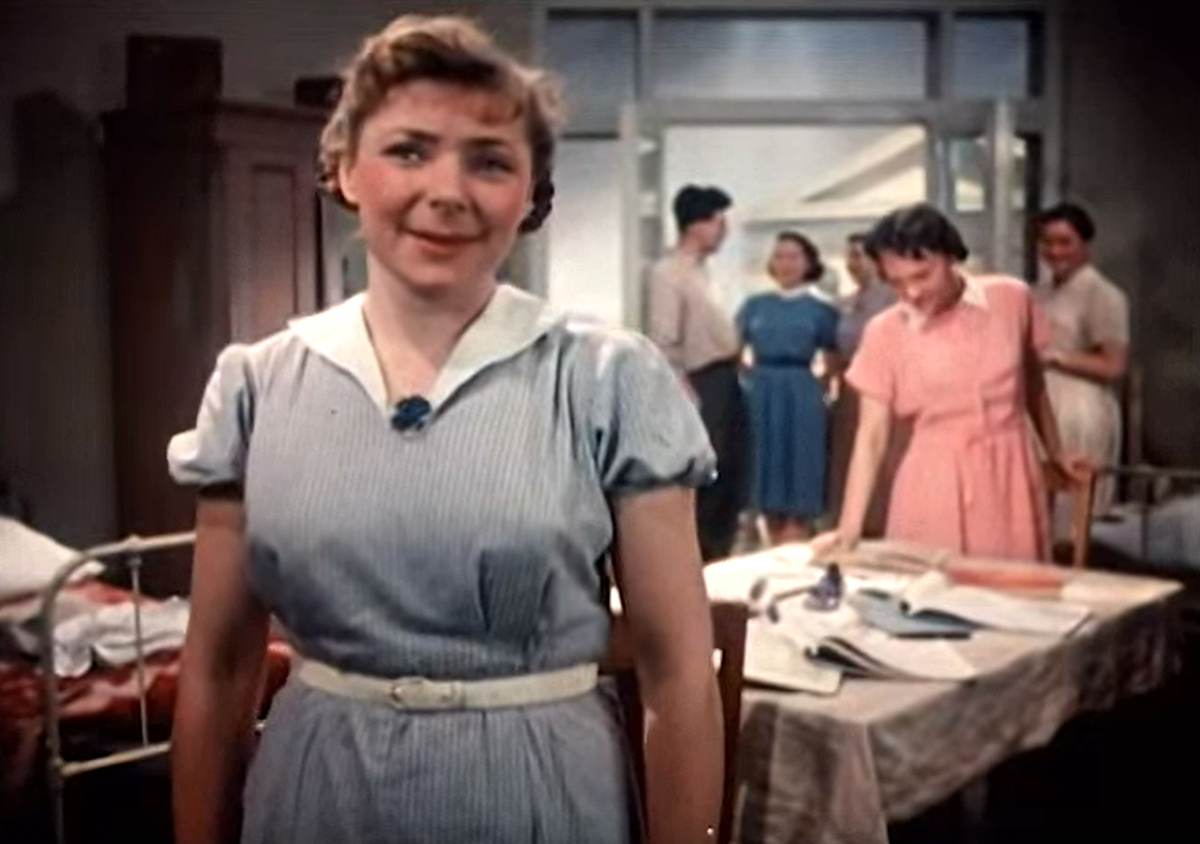 Кадр из кинофильма "Урок жизни", 1955 г., режиссер Юлий Райзман, сценарист Евгений Габрилович, композитор Аркадий Филиппенко (скриншот)