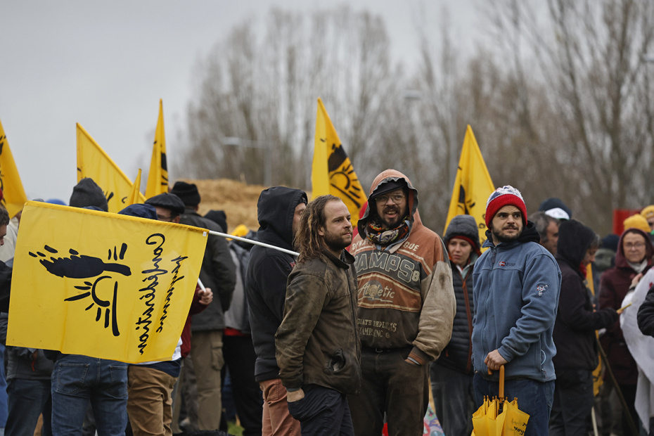    GUILLAUME HORCAJUELO/EPA/ТАСС