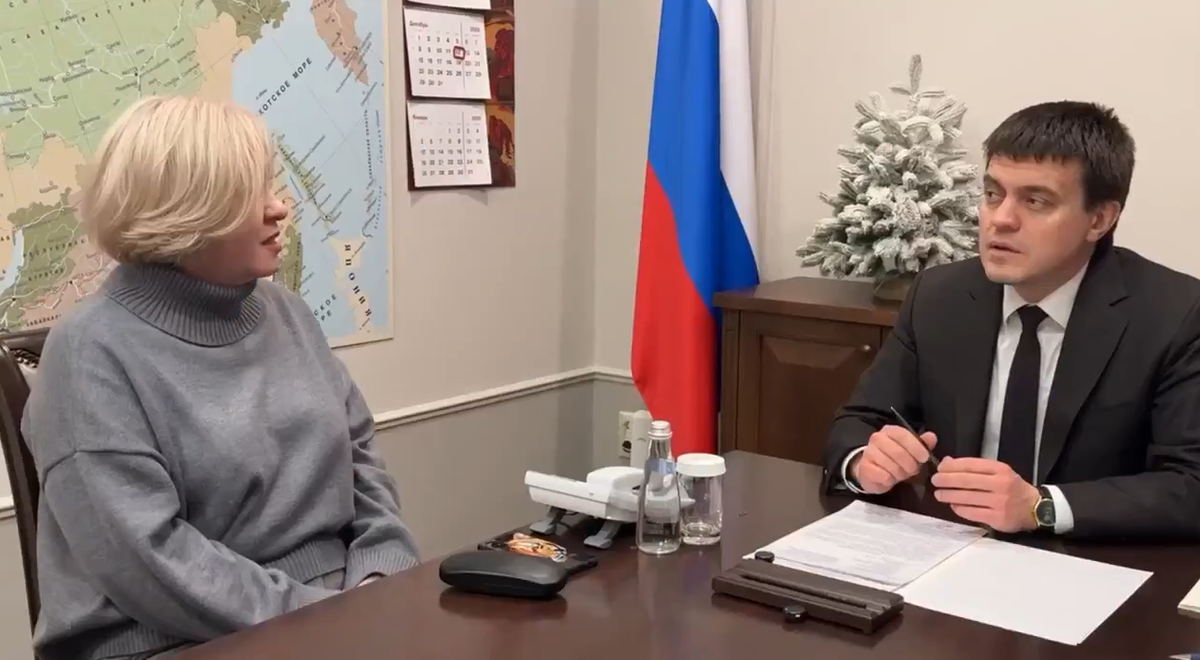     Михаил Котюков провел личный прием жителей Красноярского края