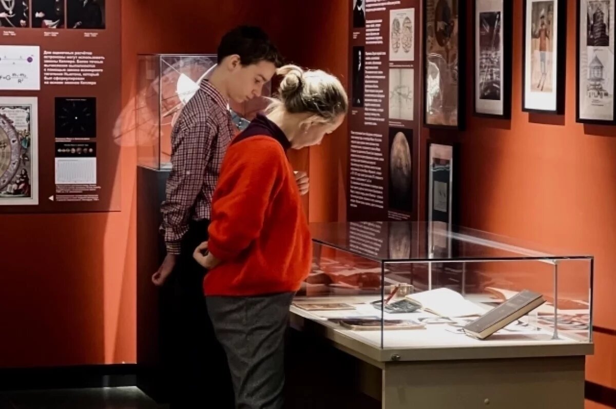    «Как мы будем жить на Марсе?» В Калуге открылась космическая выставка