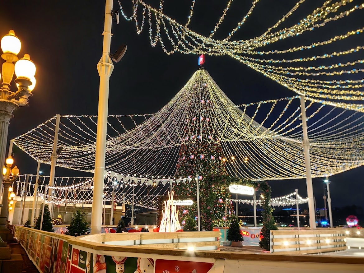 Елка в Москве