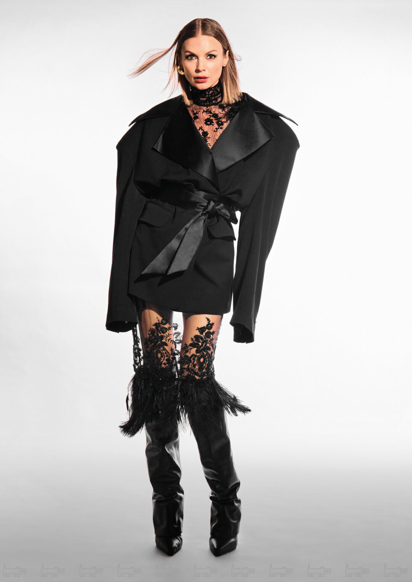   Юлия Матвиенко в тотал-луке Ranevsky Фото: Таня Янчурова