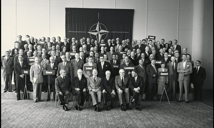    Зачем Советский Союз хотел в НАТО вступить