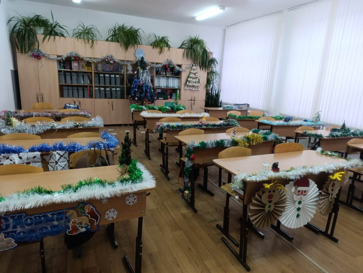 У старшего сына в классе, новогоднее настроение