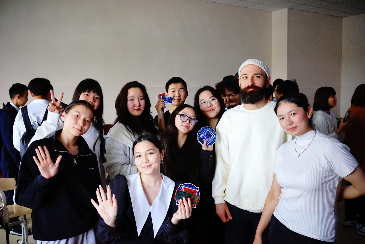 Илья Кравченко – режиссер фильма «Почему вымерли мамонты» и первые зрители в Тикси