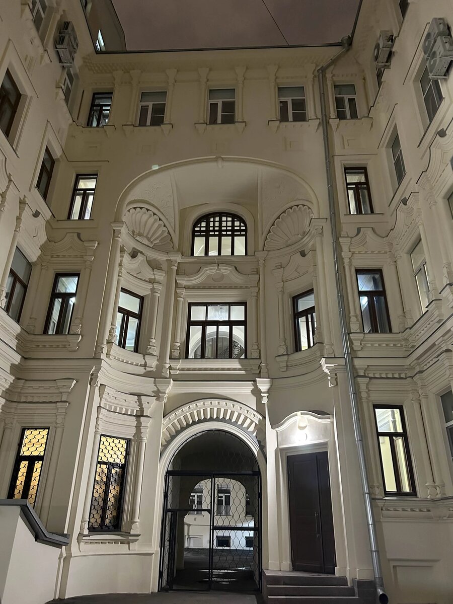 Экскурсия. Проходные дворы Москвы: жизнь за парадными фасадами. 