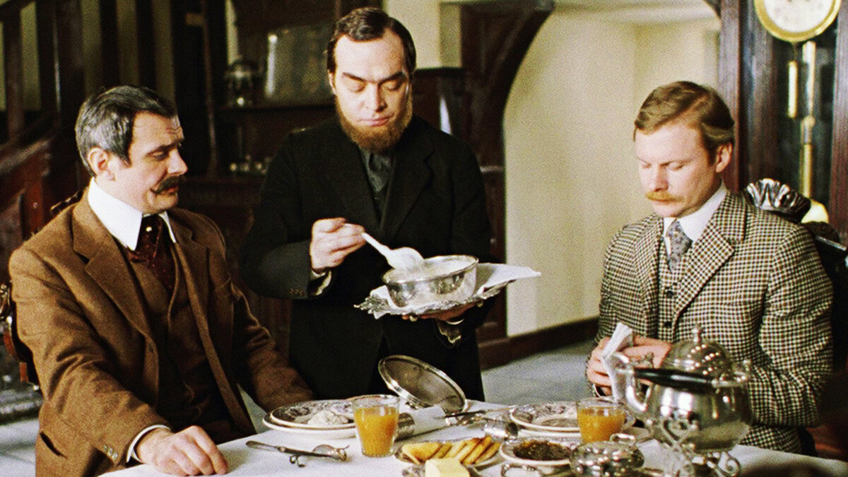 Кадр из к/ф «Приключения Шерлока Холмса и доктора Ватсона: Собака Баскервилей».