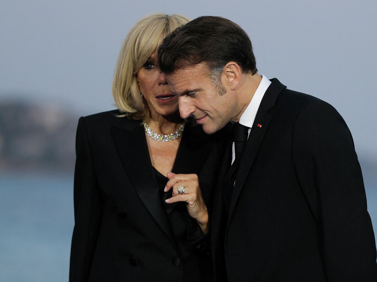    Президент Франции Эммануэль Макрон и его супруга Брижит | © AP Photo / Christian Hartmann
