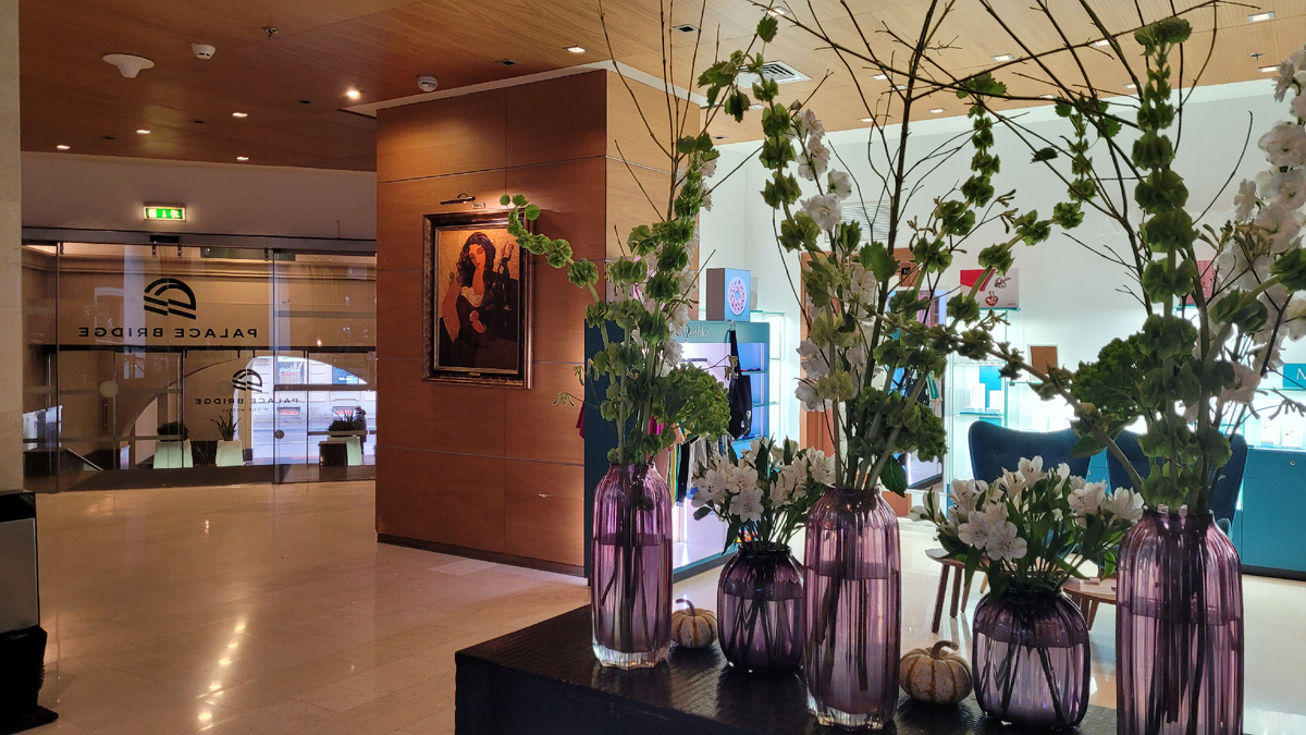 Отель Palace Bridge Hotel