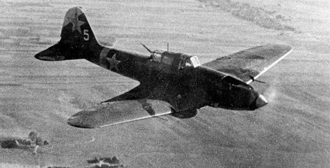 К 85-летию начала серийного выпуска Ил-2