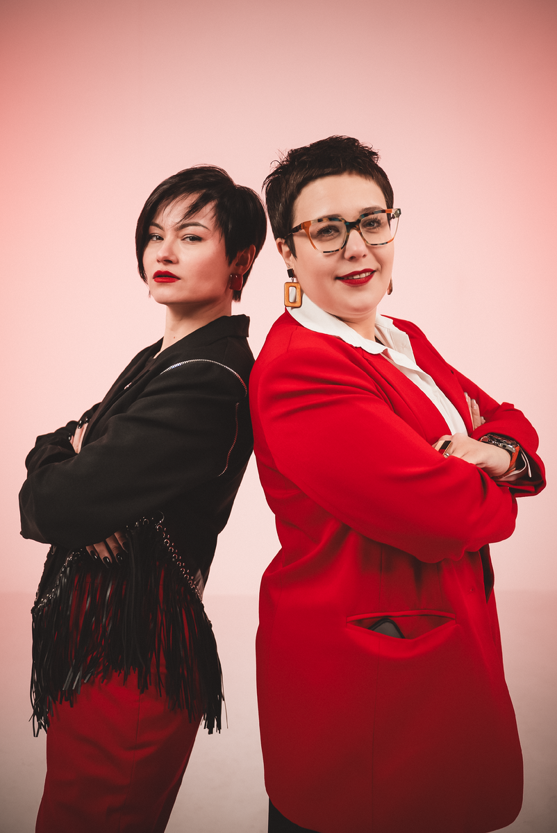 Авторы и ведущие шоу «Пропиарь себя, если сможешь»: Вера Едунова и Юлия Черемисина