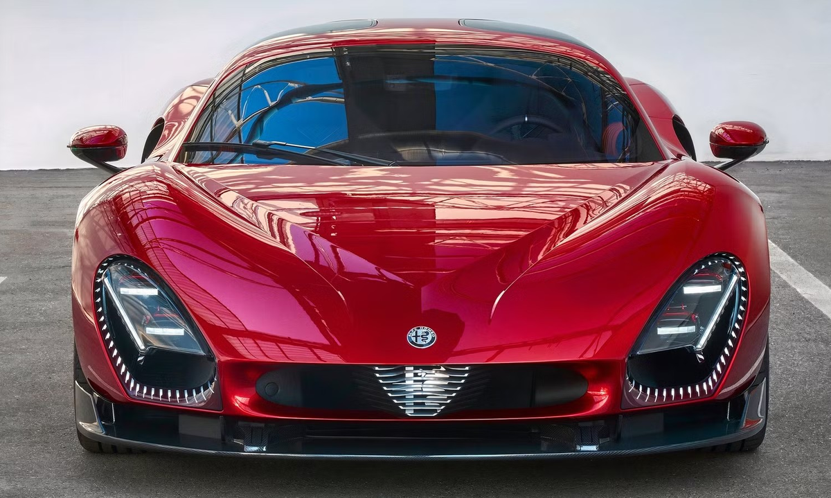 В Alfa Romeo умеют создавать быстрые автомобиля
