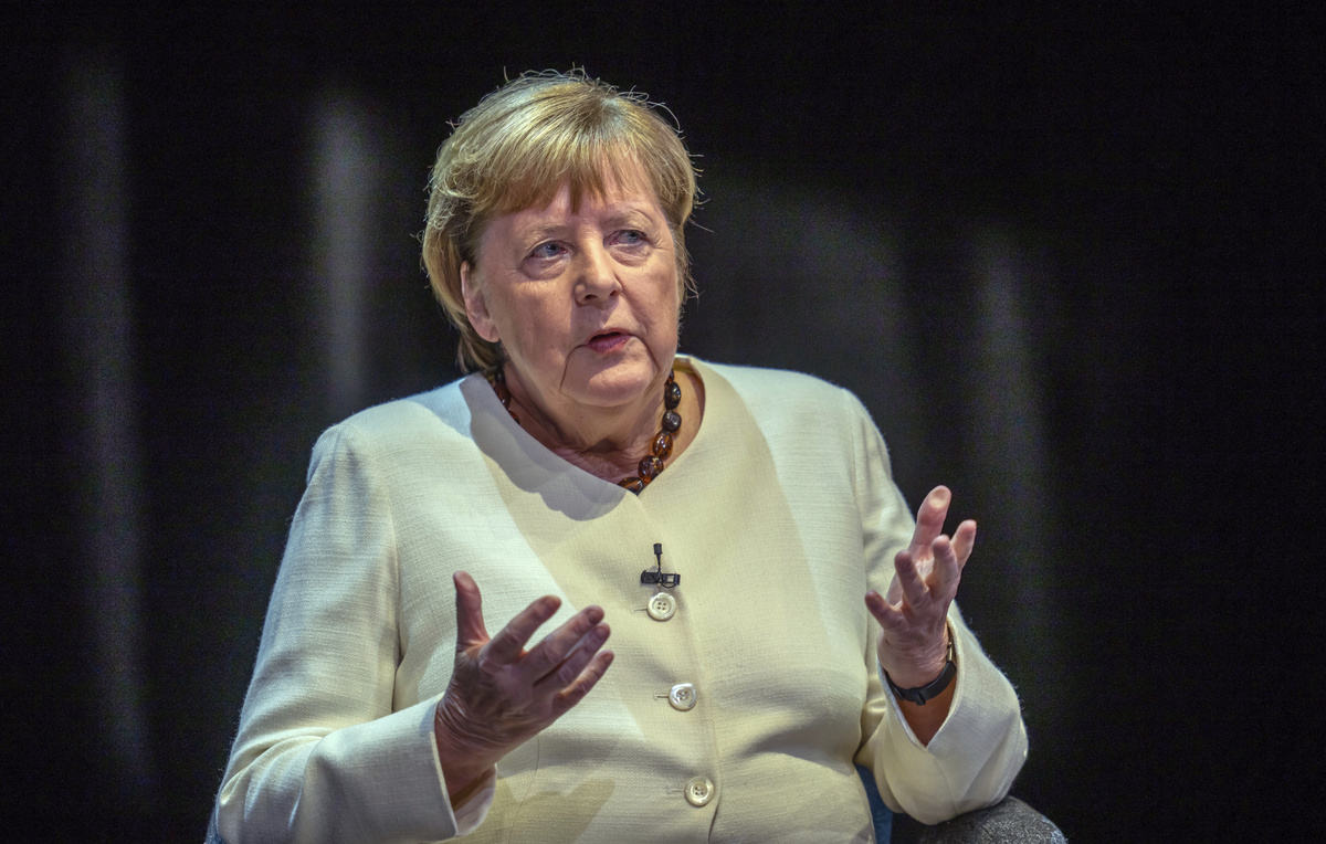    Ангела Меркель  Michael Kappeler/DPA via AP, Pool