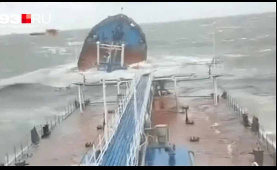 Вот так старые суда разлома до волнами. Фото из сети