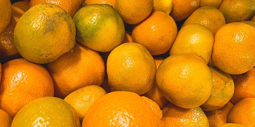 Угроза в ароматной кожуре: что нужно знать о вреде и пользе мандаринов