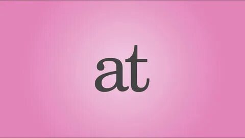 Маленький предлог «at»: устойчивые выражения с ним 🔍