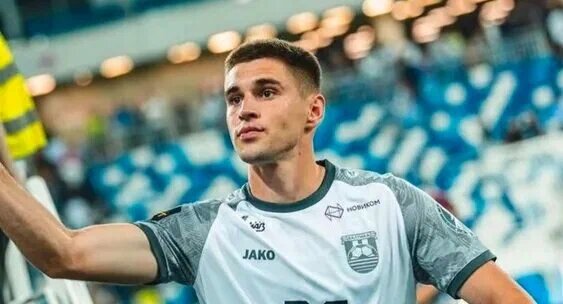 Владислав Саусь