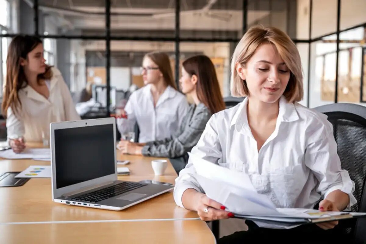    Поиск сотрудников. © ru.freepik.com