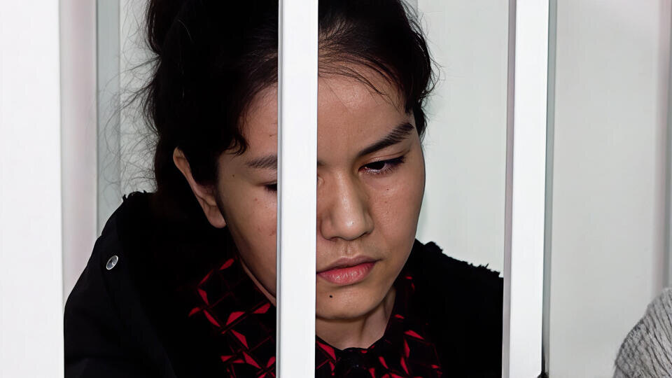     Деньги и пара зимней обуви: как удалось поймать пытавшуюся продать младенца мать "112"