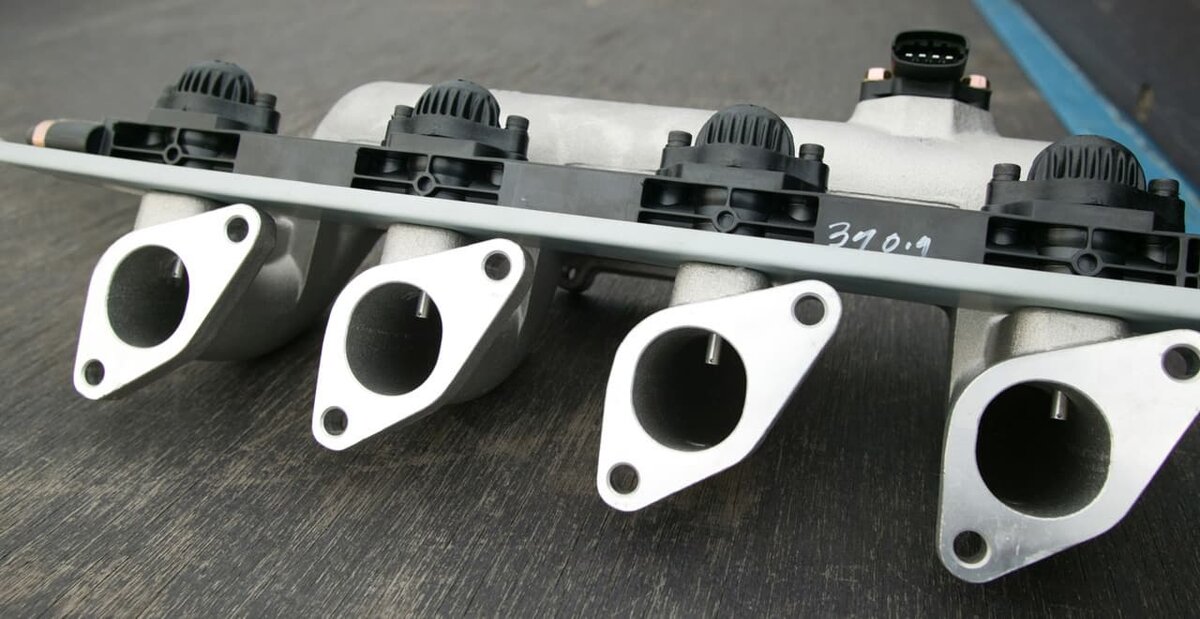   4-точечная инжекторная система подачи топлива