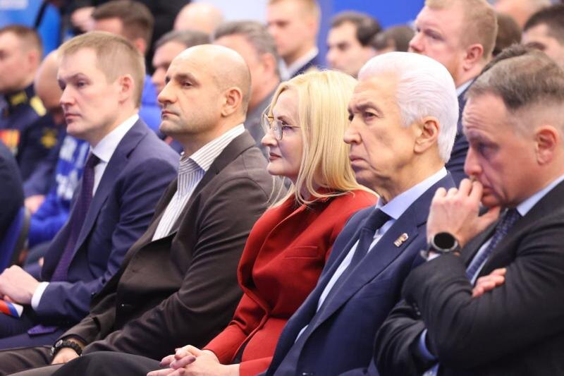    Telegram-канал «Жога» / Артем Жога на итоговом заседании генсовета «Единой России»