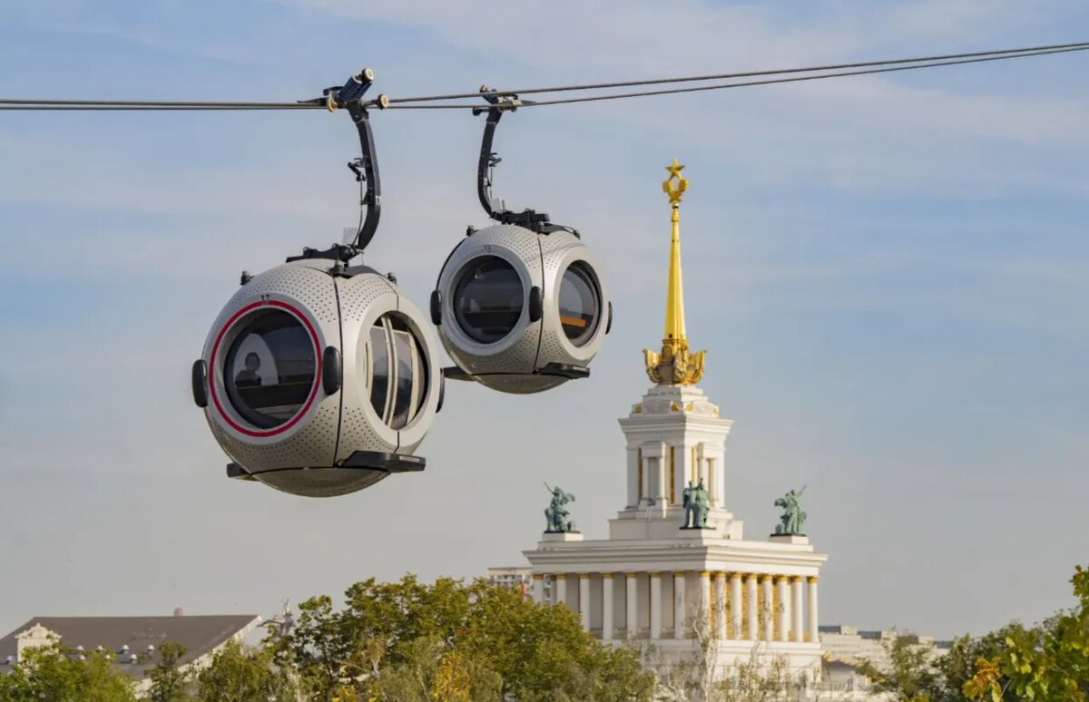 Канатная дорога «Воздушный трамвай» на ВДНХ работает в новогоднюю ночь