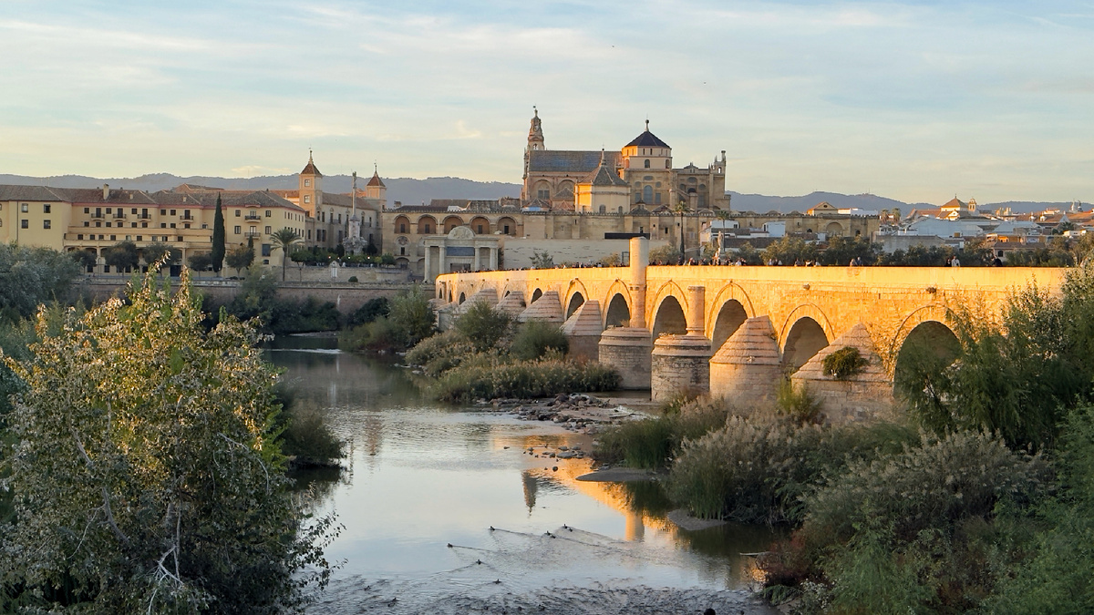 Римский мост. Ему 2000 лет 